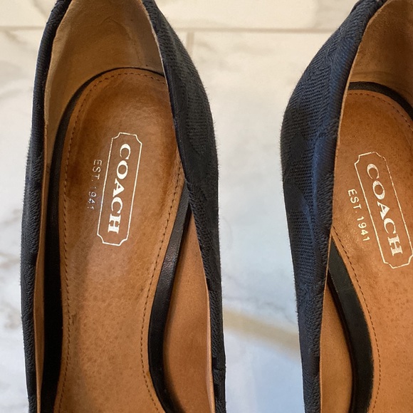 Coach Signature pumps Size 7B. Black with 3” heel. Gently used. No box. - Picture 5 of 11